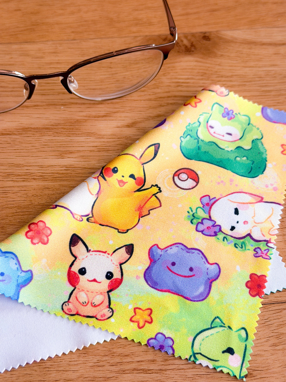 Island Friends | Microfiber Cloth 15cm x 18cm | Glasses Cloth | Lens Cloth | Screen Wipe