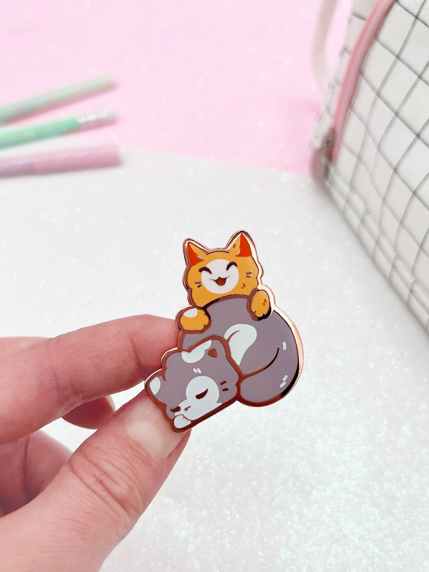 Best Friends | Kitty Friend Enamel Pin | Cat Hard Enamel Pin | Pin Collection | Kawaii Aesthetic Birthday Gift | Christmas Present | Liam & Miamouz
