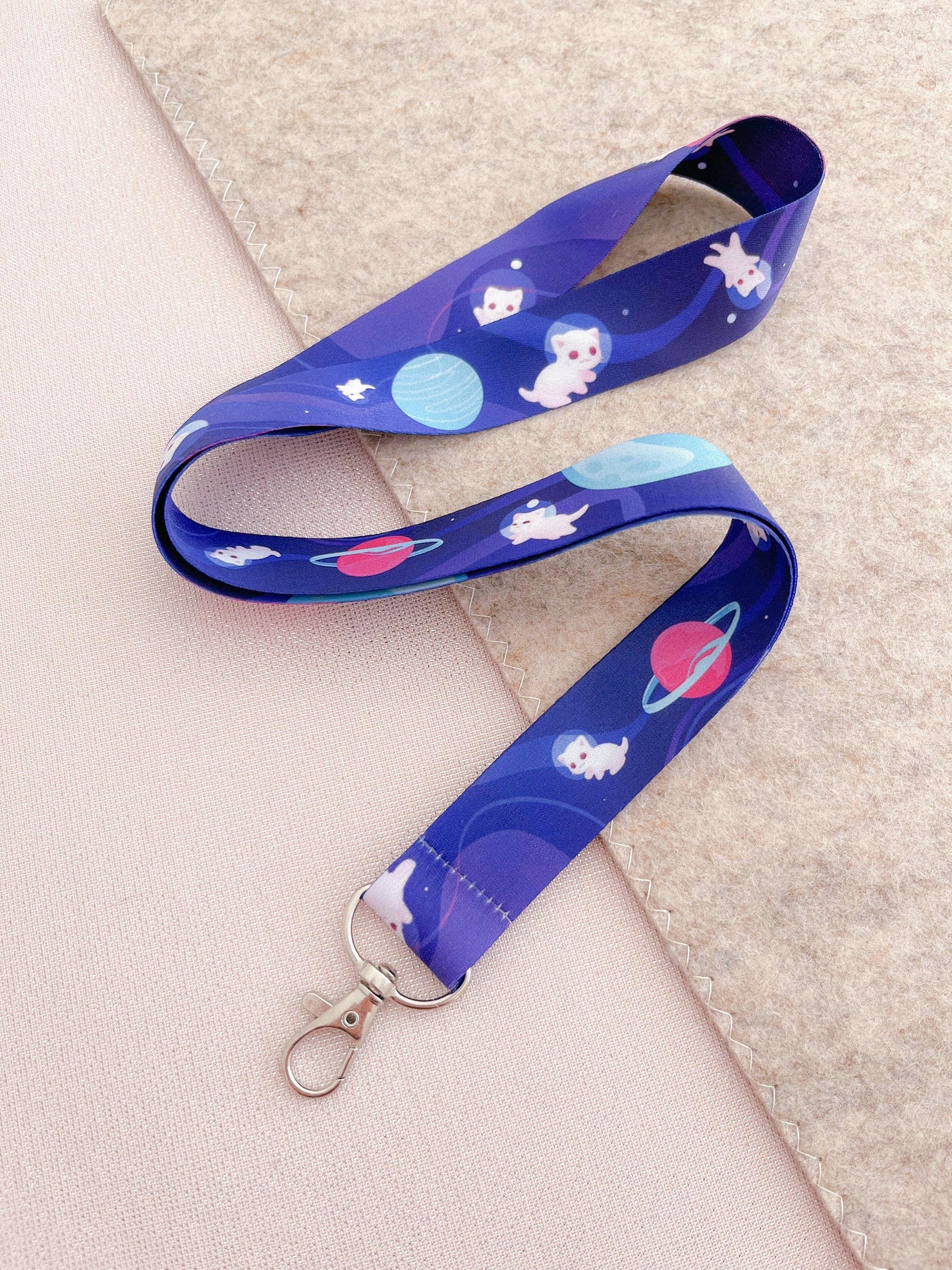 Cats in Space Lanyard | 90cm x 25mm | Purple Astronaut Aesthetic | Cute Artist Lanyard | Convention Artist Alley | Kawaii Accessoires