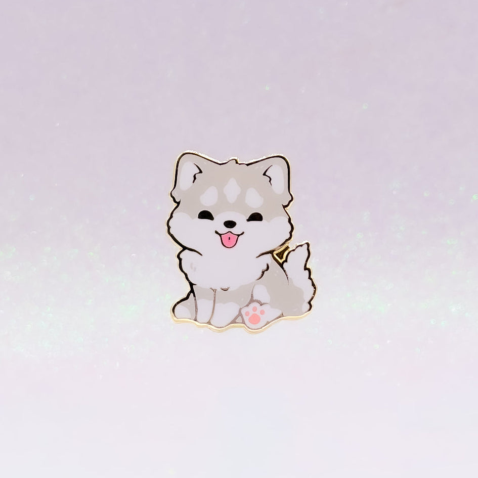 Husky Alaskan Malamute Light Grey & White | Dog Breeds Hard Enamel Pin | Kawaii Birthday Gift | Christmas Present | Miamouz