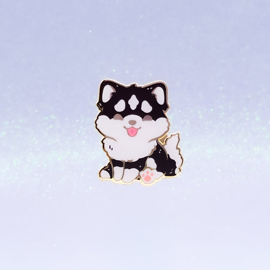 Husky Alaskan Malamute Black & White | Dog Breeds Hard Enamel Pin | Kawaii Birthday Gift | Christmas Present | Miamouz