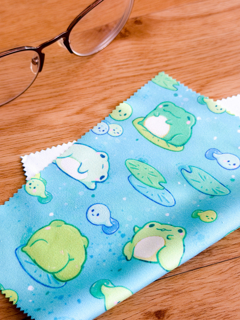 Frogs | Microfiber Cloth 15cm x 18cm | Glasses Cloth | Lens Cloth | Screen Wipe