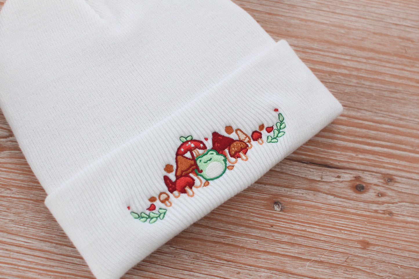 Cozy Autumn Vibes Frog | White Winter Beanie | Kawaii Aesthetic Birthday Gift for Her | Christmas Present for Him | Miamouz