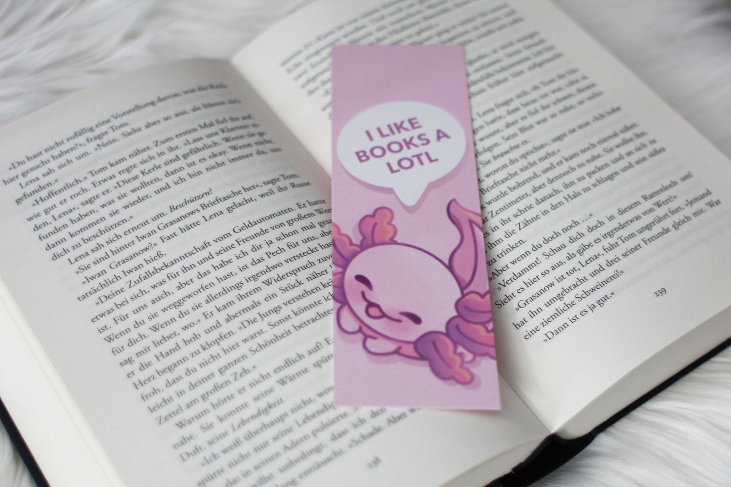 Axolotl Bookmark | I Like Books A Lotl | Pink & Blue Reading Accessoiries | Sharp and Rounded Corners | Miamouz