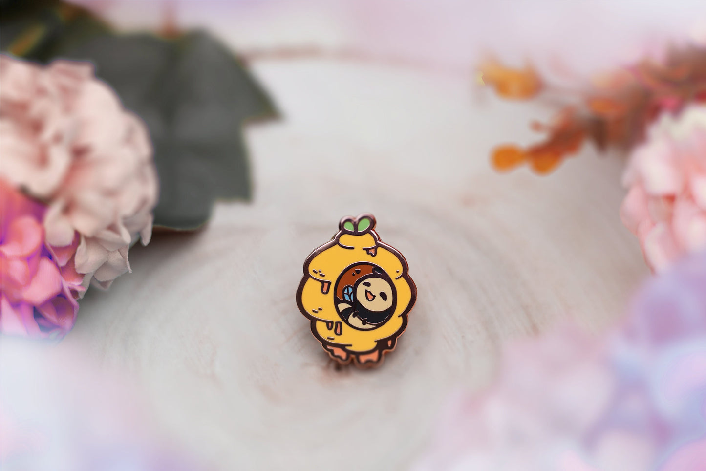 Save The Bees Plant Pin | Collectors Hard Enamel Pin Badge | Kawaii Aesthetic Birthday Gift for Her | Christmas Present for Him | Miamouz